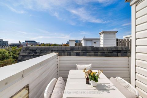 Photo 34 at 811 - 12 Sudbury Street, Niagara, Toronto