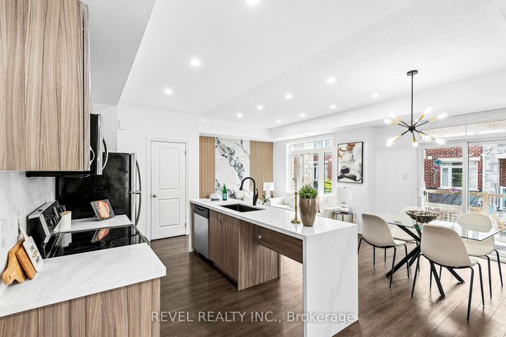 Photo 10 at 2621 Garrison Crossing, Duffin Heights, Pickering