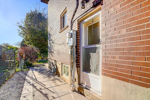 Photo 44 at 42 Greyhound Drive, Steeles, Toronto