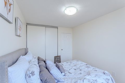 Photo 34 at 1510 - 5 Shady Golfway, Flemingdon Park, Toronto