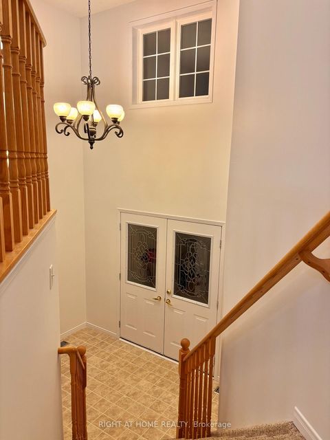 Photo 7 at 33 Raymond Crescent, Painswick South, Barrie