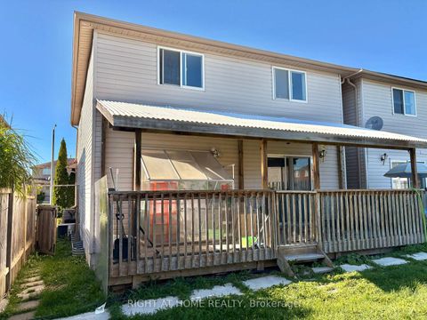 Photo 15 at 33 Raymond Crescent, Painswick South, Barrie