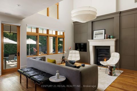 Photo 7 at 2442 Meadowood Crescent, BR Bronte, Oakville