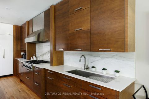 Photo 13 at 2442 Meadowood Crescent, BR Bronte, Oakville