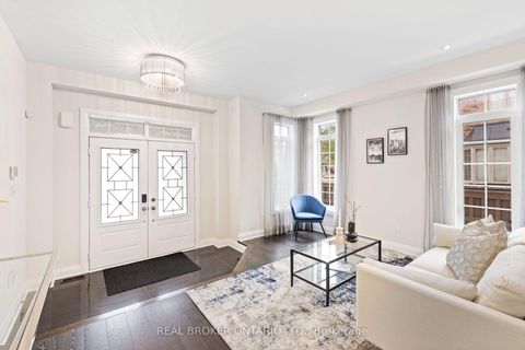 Photo 6 at 41 Pelee Avenue, Kleinburg, Vaughan