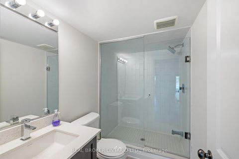 Photo 33 at 41 Pelee Avenue, Kleinburg, Vaughan