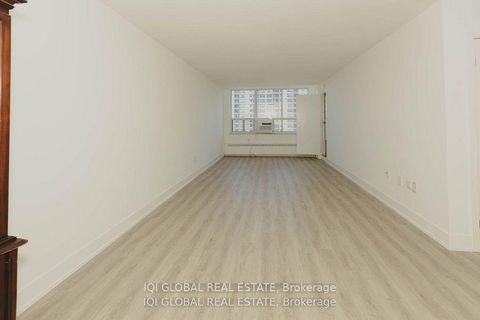 Photo 15 at 1202 - 390 Dixon Road S, The Westway, Toronto