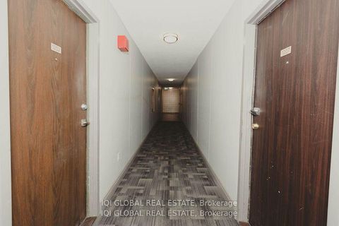 Photo 17 at 1202 - 390 Dixon Road S, The Westway, Toronto