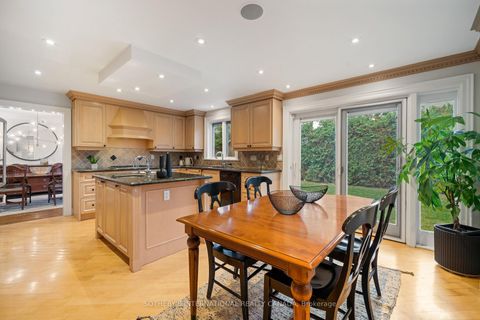 Photo 12 at 27 Bamboo Grove N, Don Mills, Toronto