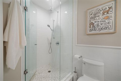 Photo 27 at 27 Bamboo Grove N, Don Mills, Toronto