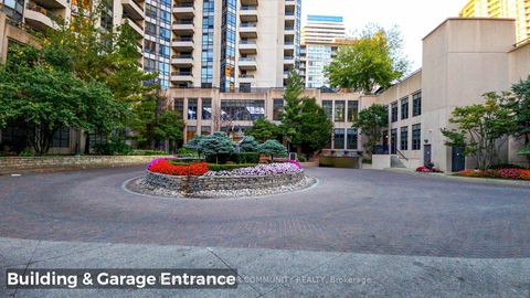 Photo 2 at 2029 - 500 Doris Avenue, Willowdale East, Toronto Photo 2 at 2029 - 500 Doris Avenue, Willowdale East, Toronto