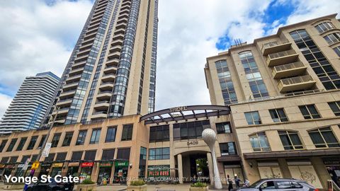 Photo 3 at 2029 - 500 Doris Avenue, Willowdale East, Toronto