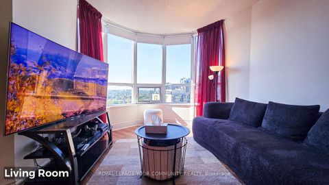 Photo 13 at 2029 - 500 Doris Avenue, Willowdale East, Toronto