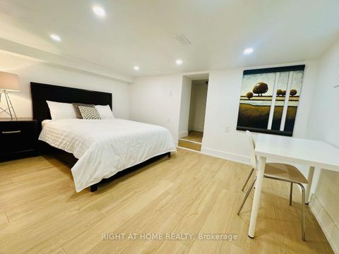 Photo 22 at 28 Pendeen Avenue, Smythe, Toronto Photo 22 at 28 Pendeen Avenue, Smythe, Toronto