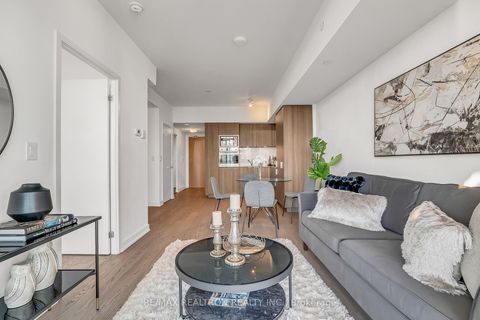 Photo 16 at 4704 - 11 Wellesley Street W, Bay Street Corridor, Toronto