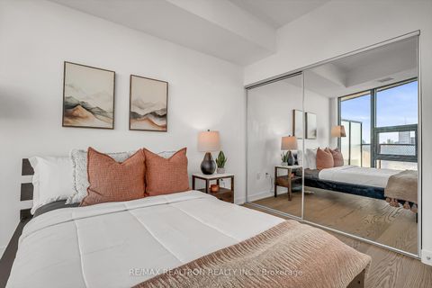 Photo 20 at 4704 - 11 Wellesley Street W, Bay Street Corridor, Toronto