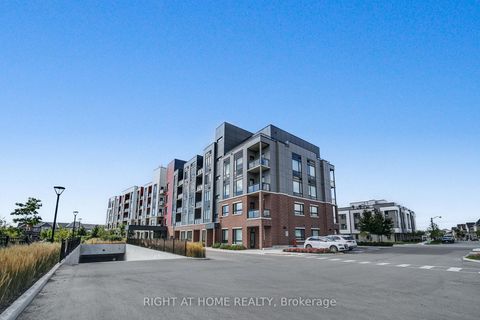 Photo 1 at 218 - 3265 Carding Mill Trail, GO Glenorchy, Oakville