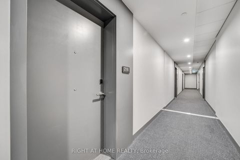 Photo 4 at 218 - 3265 Carding Mill Trail, GO Glenorchy, Oakville