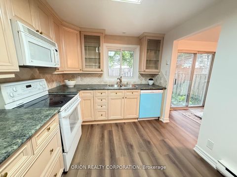 Photo 17 at 20 Antibes Drive, Branson, Toronto