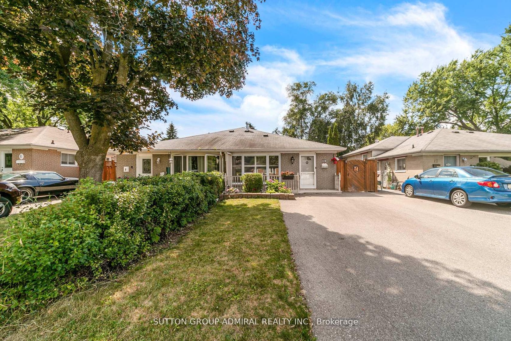 10 Kitimat Crescent, Aurora Heights, Aurora photo number 2