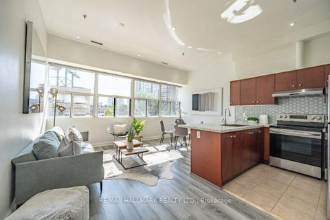 Photo 7 at 216 - 700 King Street W, Niagara, Toronto