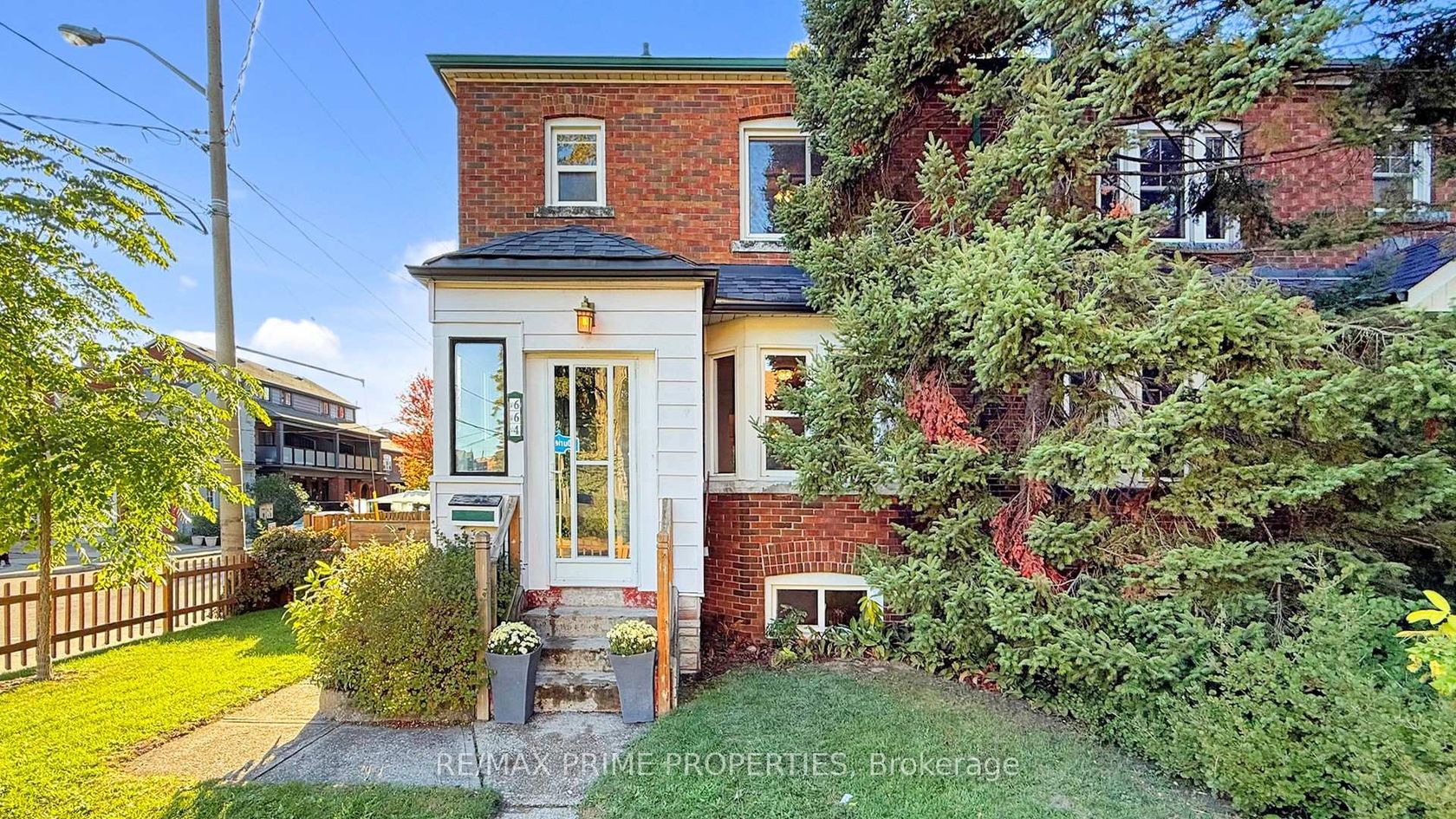 664 Durie Street, Bloor West Village, Toronto photo 3