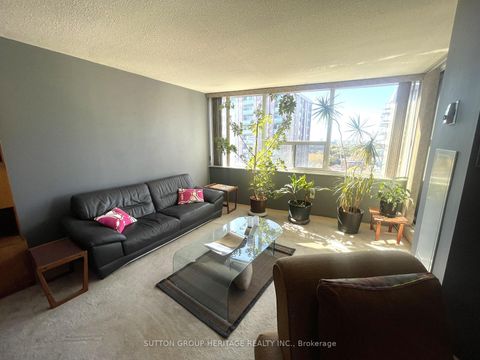 Photo 15 at 1508 - 45 Huntingdale Boulevard, L'Amoreaux, Toronto