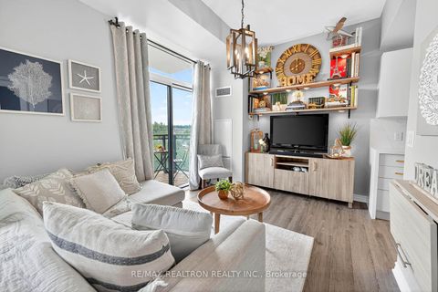 Photo 6 at 525 - 11611 YONGE Street, Jefferson, Richmond Hill