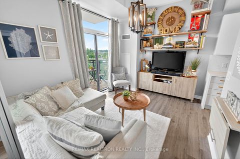 Photo 7 at 525 - 11611 YONGE Street, Jefferson, Richmond Hill