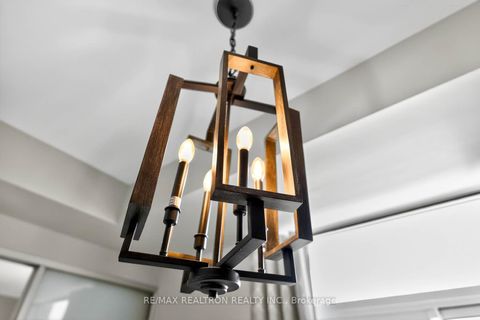 Photo 11 at 525 - 11611 YONGE Street, Jefferson, Richmond Hill