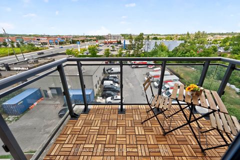 Photo 27 at 525 - 11611 YONGE Street, Jefferson, Richmond Hill