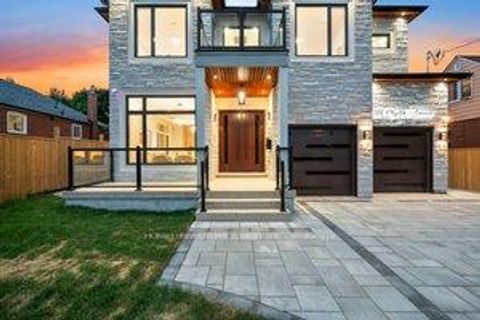 Photo 1 at 186 Phyllis Avenue, Cliffcrest, Toronto