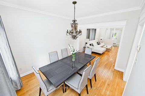 Photo 9 at 294 Mcbride Crescent, Summerhill Estates, Newmarket