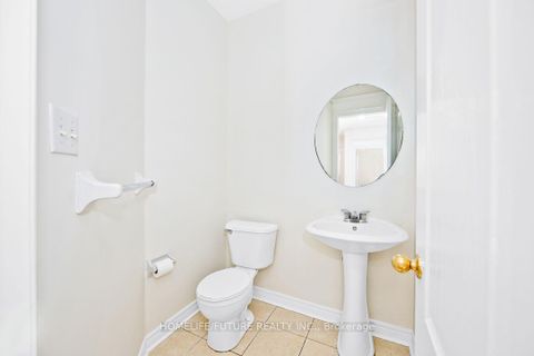 Photo 13 at 294 Mcbride Crescent, Summerhill Estates, Newmarket