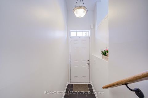 Photo 2 at 24 Ormerod Lane, Devonsleigh, Richmond Hill
