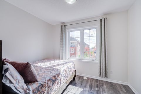 Photo 18 at 24 Ormerod Lane, Devonsleigh, Richmond Hill