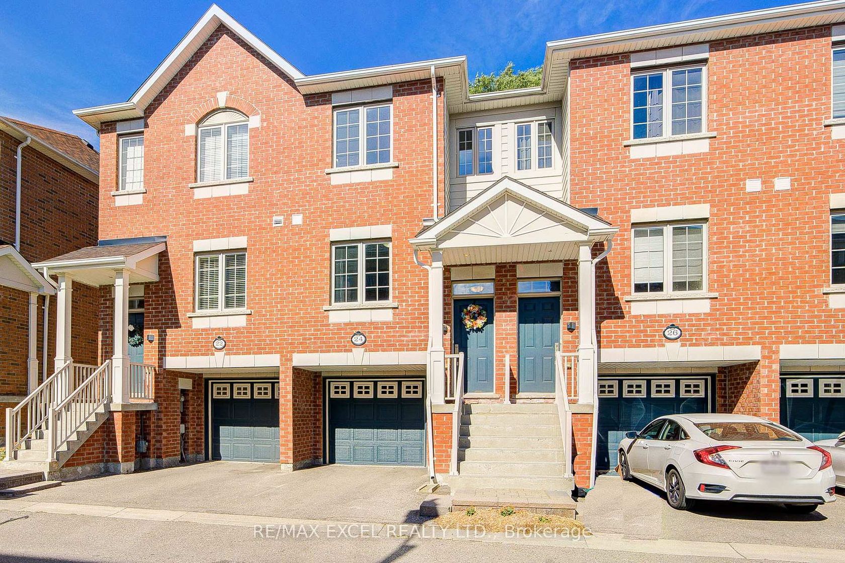 24 Ormerod Lane, Devonsleigh, Richmond Hill photo 8 24 Ormerod Lane, Devonsleigh, Richmond Hill photo 8