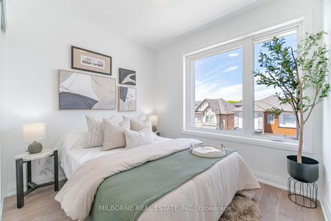 Photo 6 at 280 Ironside Drive NE, OA Rural Oakville, Oakville