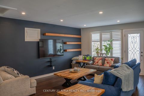 Photo 1 at 76 Livingston Road, Guildwood, Toronto