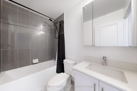 Photo 22 at 601 - 75 Oneida Crescent, Langstaff, Richmond Hill