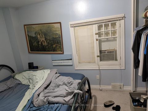 Photo 5 at 58 Newport Avenue, Oakridge, Toronto