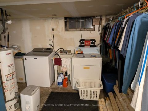 Photo 7 at 58 Newport Avenue, Oakridge, Toronto