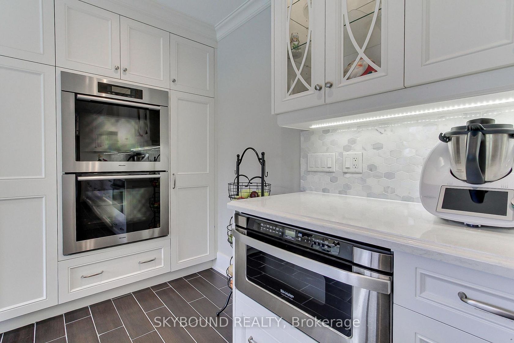 Photo 17 at 12 Queensborough Crescent, Richview, Toronto Photo 17 at 12 Queensborough Crescent, Richview, Toronto