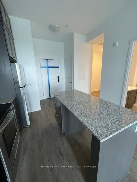 Photo 10 at 411 - 95 Dundas Street S, GO Glenorchy, Oakville