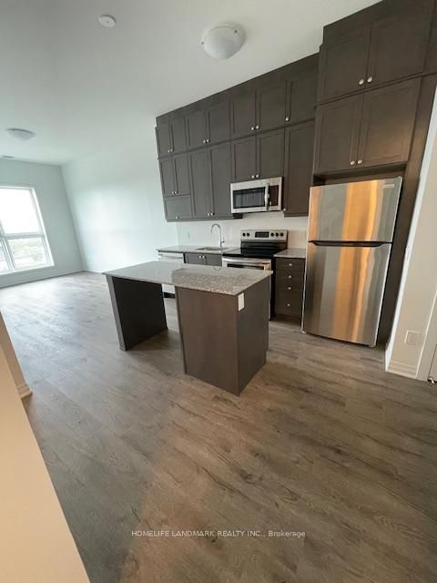 Photo 13 at 411 - 95 Dundas Street S, GO Glenorchy, Oakville