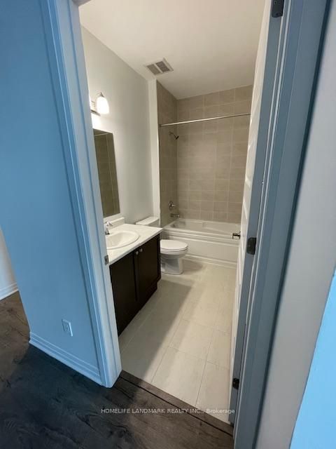 Photo 16 at 411 - 95 Dundas Street S, GO Glenorchy, Oakville