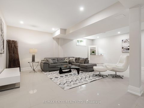 Photo 35 at 134 Spruce Avenue, South Richvale, Richmond Hill