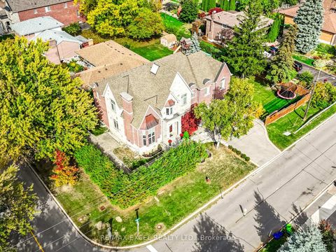 Photo 42 at 134 Spruce Avenue, South Richvale, Richmond Hill