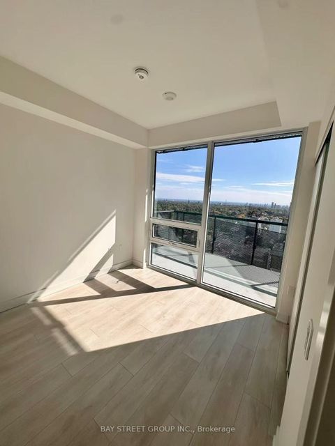 Photo 3 at 2513 - 127 Broadway Avenue, Mount Pleasant West, Toronto