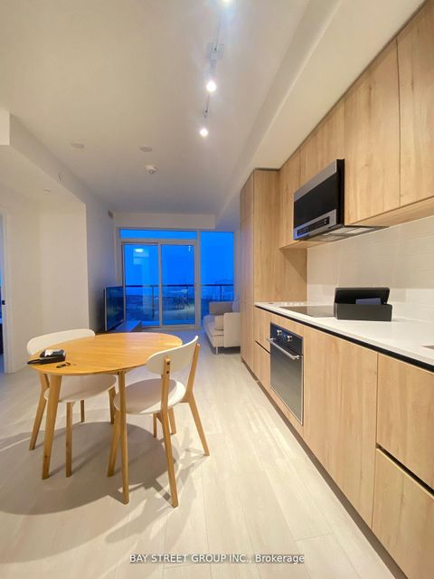 Photo 6 at 2513 - 127 Broadway Avenue, Mount Pleasant West, Toronto